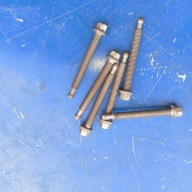 fiat 126p śruba regulacji lampy reflektora