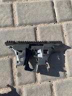 RENAULT MEGANE III UCHWYT MOCOWANIE PLASTIK BAGAŻNIKA 738200008R