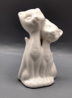 kotki na brzuszkach mają serduszka :-) połączone