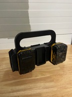 Organizer na 8 baterii DeWalt 18V – przenośny uchwyt na akumulatory,czarny