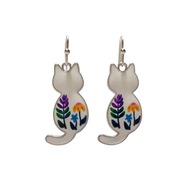 Kolczyki z emaliowanym kotem malowanym w rośliny