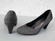 Z naturalnego zamszu *Vera Pelle* rozmiar 38