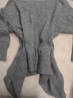 Sweter asymetryczny szary