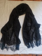 piękny czarny duży szal z haftem richelie 180cm/75cm