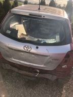 YARIS III szyba w klapę tył