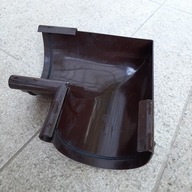 Narożnik wewnętrzny Marley 125 mm brązowy łuk rynnowy wewnętrzny MARLEY