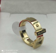 Pozłacana obrączka pas pasek z klamrą z napisem BELOVED stal 316L rozm 9