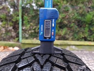 DUNLOP SP WINTER RESPONSE 2 19565R15 2szt 2x8,5mm