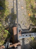 TOYOTA DYNA 3,0 D4D DRĄŻEK SKRĘTNY PRAWY 24MM