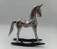 Konik Koń na biegunach - srebrny - rzeźba z drewna ręcznie wykonana 28cm