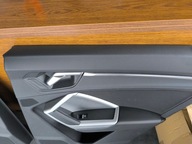 Audi Q3 83A 2019- boczek tapicerka drzwi PRAWY tył