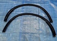 DODGE DURANGO III LIFT RT LISTWA BŁOTNIKA TYŁ LEWA LUB PRAWA PXJ