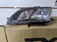 Seat Leon III 5F 12- lampa przednia lewa 90044559 reflektor Lewy przód