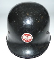 Hełm niemiecki wz. 34 polski orzełek