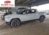 Rivian R1T Adventure 2023 Elektryczny 835KM