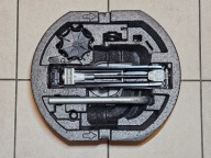 Zestaw narzędzi Skoda Fabia III - podnośnik - styropian w koło 14"