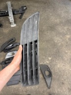 VW Polo 9N Kratka zderzaka prawy przód 6Q0853666F OE