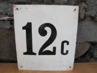 Stara emaliowana tablica z numerem_12 C