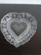 SZKLANA PATERA TALERZYK SERCE