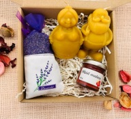 KOSZ Prezentowy dzień babci i dziadka - miód, lawenda, świece wosk pszczeli