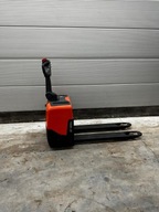 mały paleciak elektryczny LWE130 wózek widłowy TOYOTA jak NOWY 86 Mth