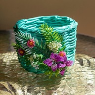 Koszyk pleciony styl boho hawajski kwiaty palma