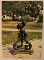 SUWAŁKI. Zegar słoneczny w parku miejskim, 1973 rok