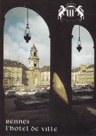 FRANCJA - RENNES - CITROEN DS - RENAULT 4 - AUTOBUS