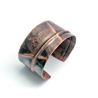 Bransoleta z miedzi 4cm szerokości. Ręczna robota, kuta.