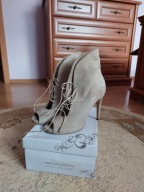 BOTKI BUTY WHITE HOUSE BEŻ 39