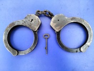 Polskie kajdanki MO z końca lat 60-tych cieńkie
