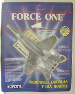 ERTL 1035 - samolot F-18A HORNET