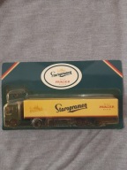 Ciężarówka Reklamowa - Mercedes 1:87 Staropramen