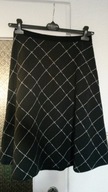 DENI CLER spódnica trapezowa ze skosa czarna w białą kratę 38