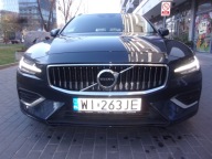 VOLVO V60-T6 Salon PL