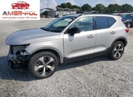 Volvo XC 40 Plus 2023 2.0l 2.0 Benzyna 247KM