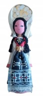Stara lalka figurka ludowa z okresu PRL bułgarska w tradycyjnym stroju 15cm