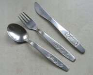 GERLACH : Sztućce dla DZIECKA : Nauka JEDZENIA : Miś YOGI Pies HUCKELBERRY