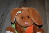 pluszak maskotka zając króliczek z marchewką