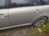 DRZWI LEWY tył 6T1 TOYOTA AVENSIS T25