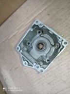 OLEO-MAC 740 T KARTER POŁÓWKA SILNIKA PRAWA MISA MOCOWANIE PODSTAWA ORG