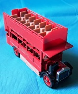 Stare auto Matchbox A.E.C. Bus S-type z 1982 roku