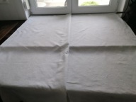 BAWEŁNIANY OBRUS ADAMASZEK MEREŻKOWE KWIATY BRATKI ASTRY 130 x 140 H