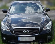 Infiniti Q70 maska