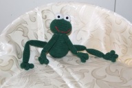 Żabka na szydełku – ręcznie wykonana maskotka