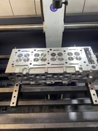 GŁOWICA SILNIKA MERCEDES 2.2 Diesel WAŁKI POKRYWA