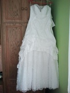 SUKNIA ŚLUBNA ROZ 38