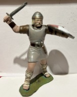 Wiking - wojownik z tarczą i mieczem; figurka 1/32.1/35