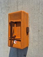 Stara skrzynka wedkarska made in canada z wyposazeniem