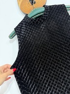 241 czarna welurowa bluzka ze stójką wzór geometryczny elegancka minimum S